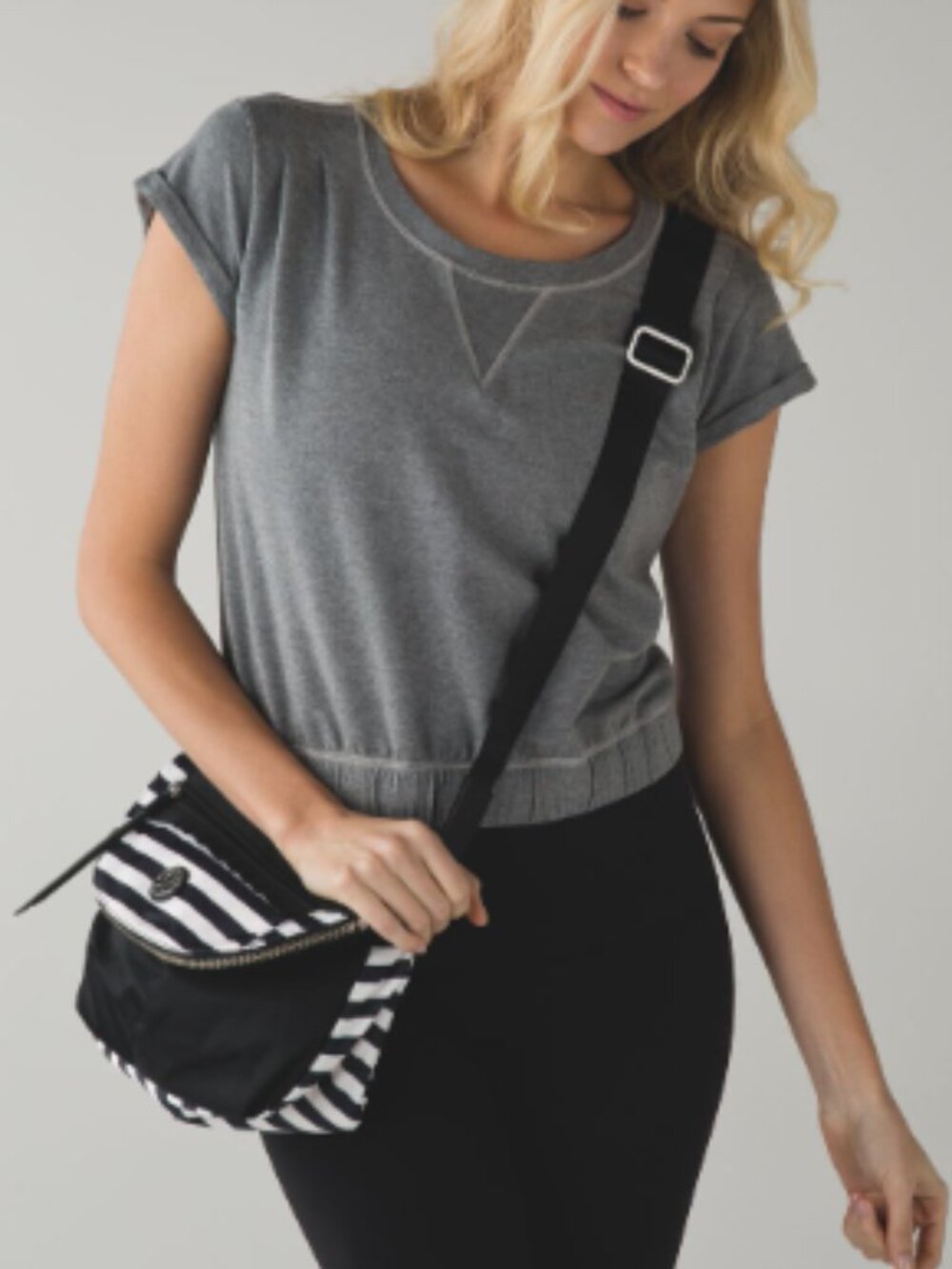 Lululemon Festival Bag - Apex Stripe Printed White Black